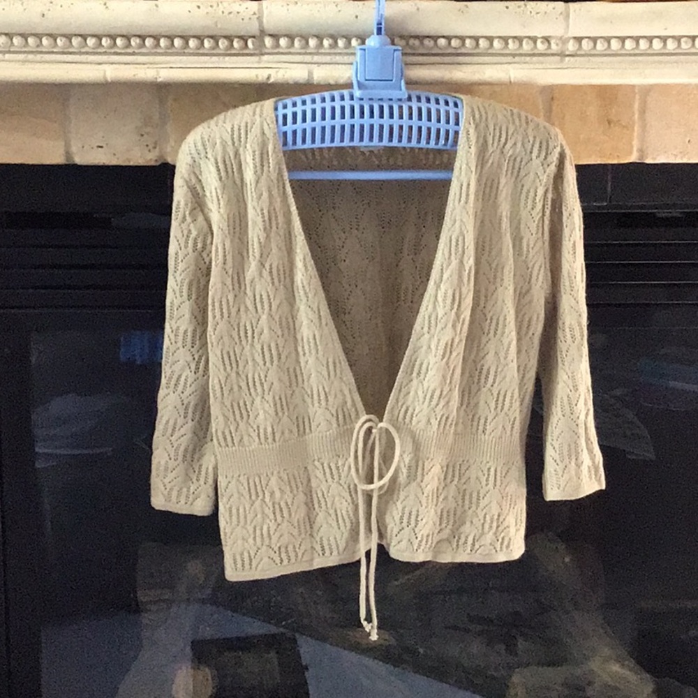 212 three quarter sleeve sweater
